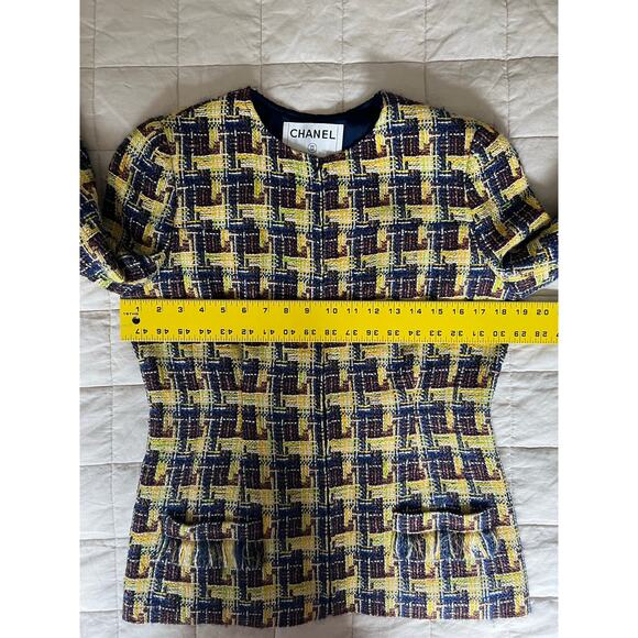 2004 Vintage Chanel Runway Yellow Multicolor Wool Jacket with Scarf and Brooch - Picture 14 of 16